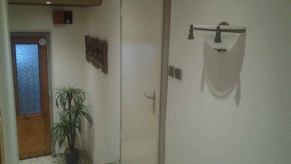 Ferienwohnung - Chayenne Apartment Mit 2 Schlafzimmern Klinga Exteriér fotografie